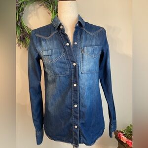 MUDD Denim Snap front shirt / Jacket